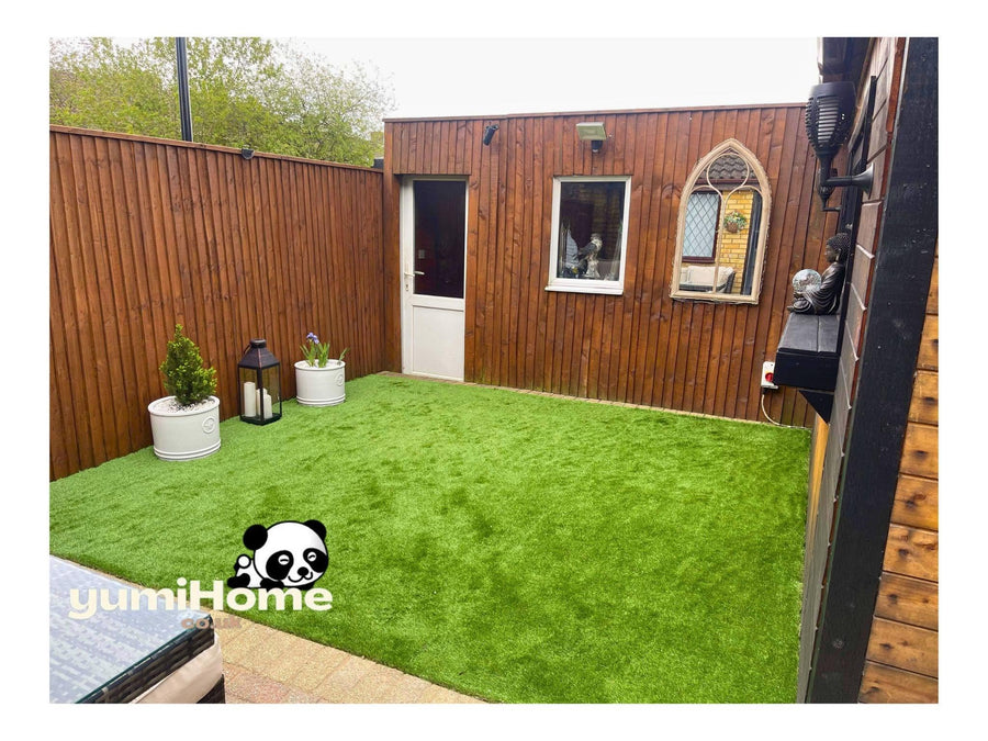 Julie's courtyard
